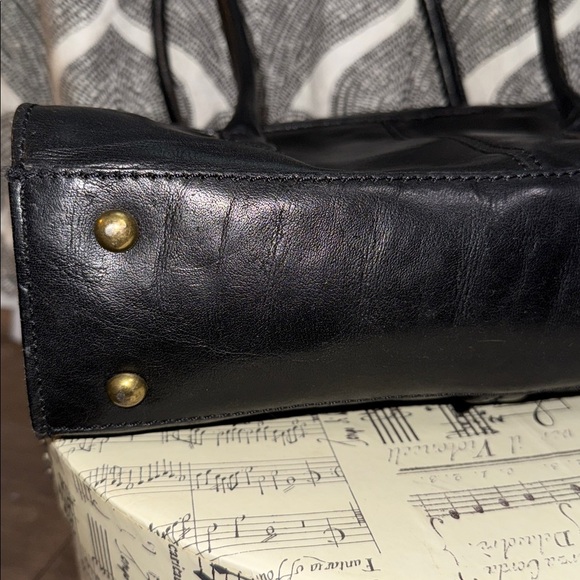 Fossil Black Leather Shoulder Bag/ Tote - Picture 7 of 13